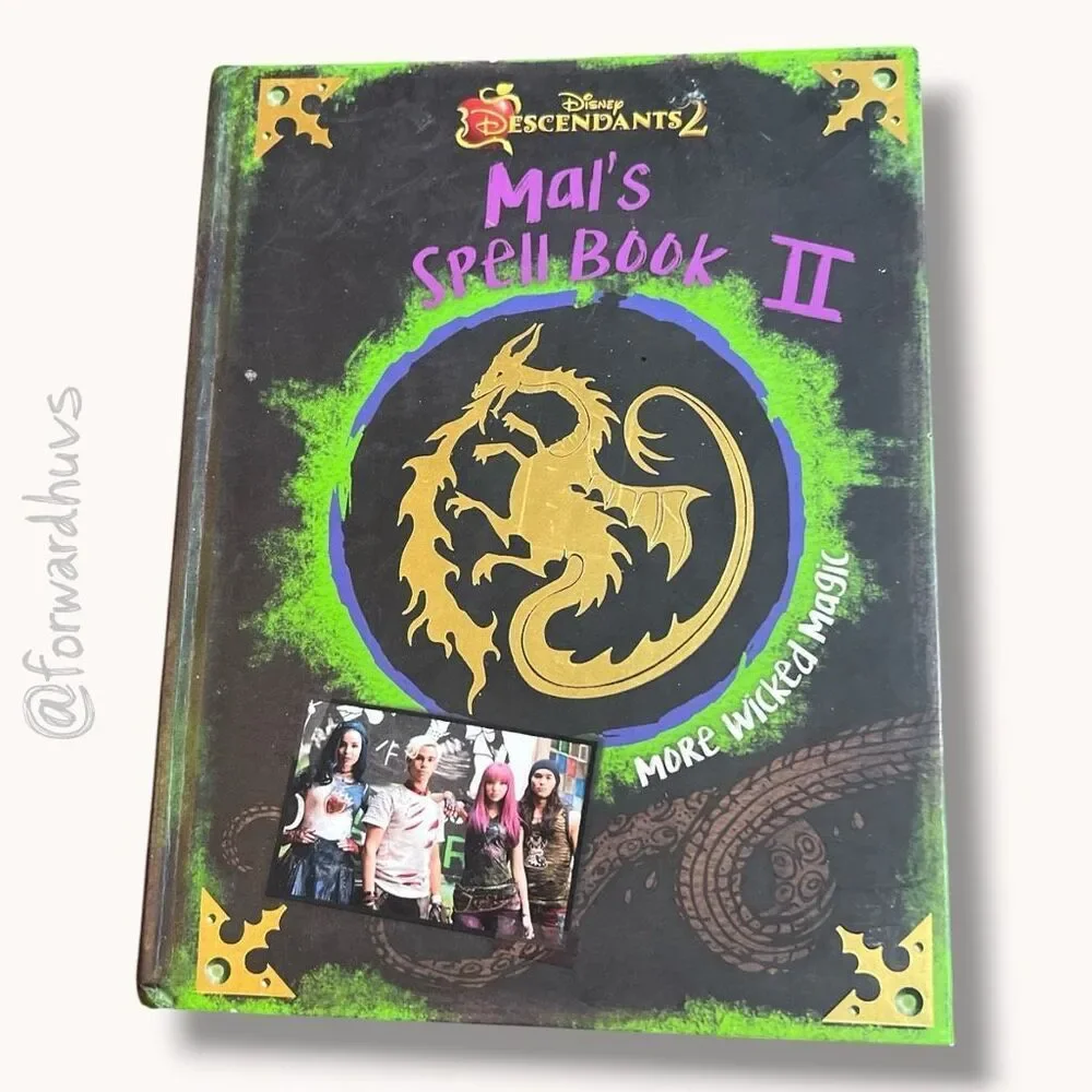 Descendants 2: Mal's Spell Book 2 - More Wicked Magic (Hardcover)